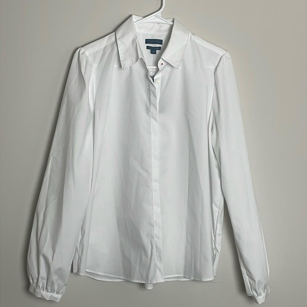 Biltmore Women’s White Button Down Dress Shirt- pleated upper back-Medium